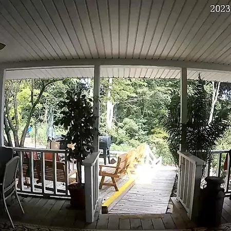 Serenity Hill Bed And Breakfast